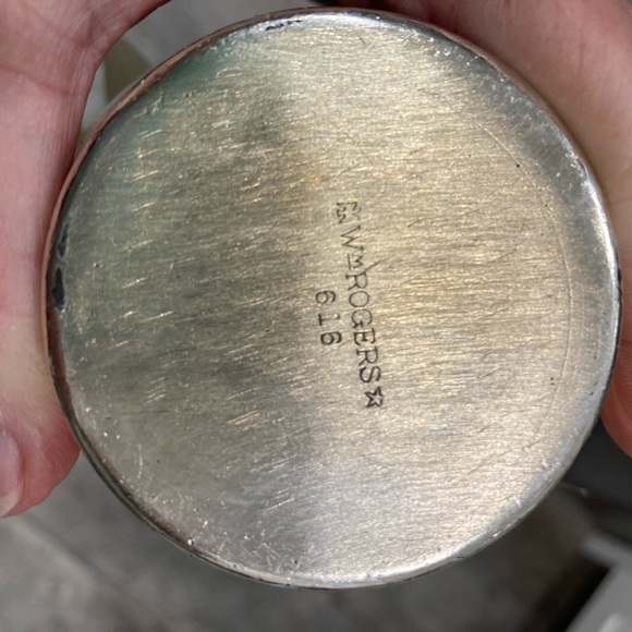 Metal creamer and snowman vintage Christmas assemblage - Picture 9 of 9